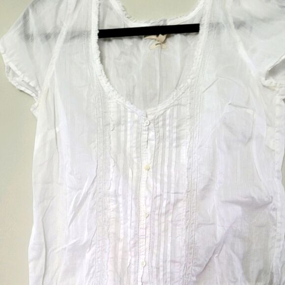FINAL SALE🌷Ruehl White Button down top size Small - Picture 3 of 16